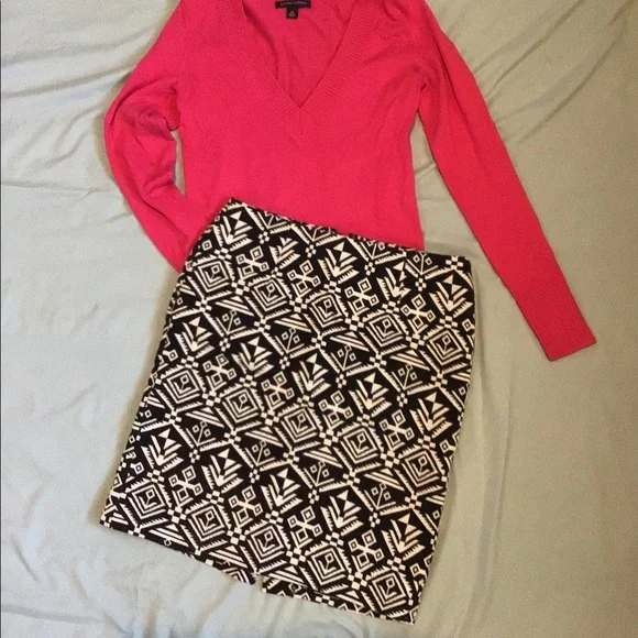 Tribal print skirt - Picture 3 of 4